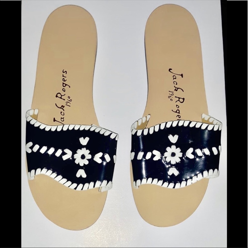 JACK ROGERS NAVY PATTERNED LEATHER SLIDES